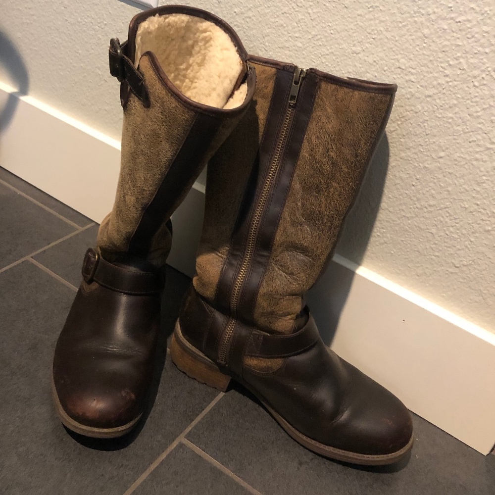 Ugg Zip Boots - image 8